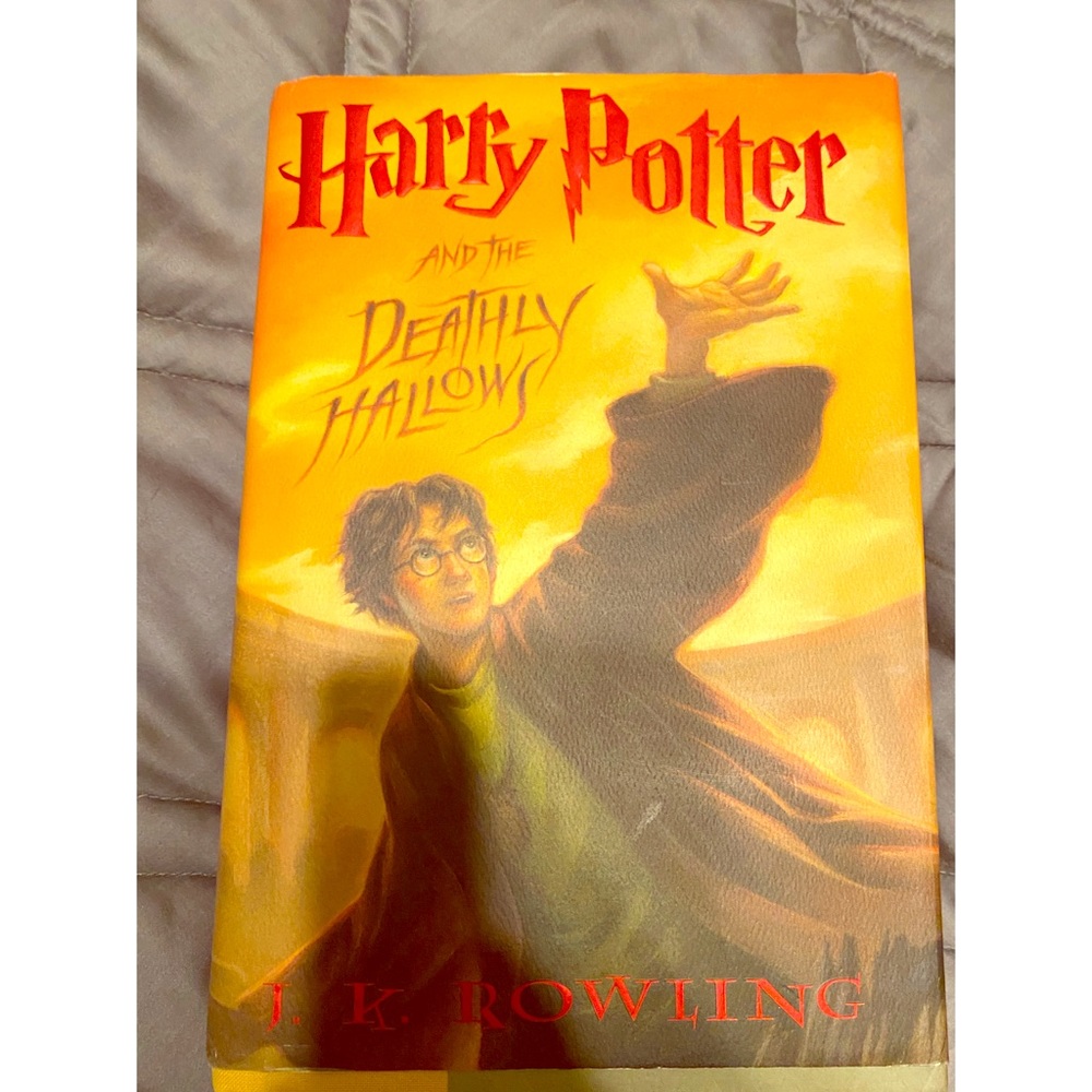 Harry Potter Book.
